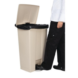 Μπεζ Κάδος με Πεντάλ 87L Rubbermaid Step-On: Ανθεκτικότητα και Υγιεινή