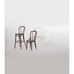 Καρέκλες Μπιστρό Καμπυλωτό Ξύλο Φινίρισμα Καρυδιάς. Γοητεία και Άνεση για το Εστιατόριό σας.