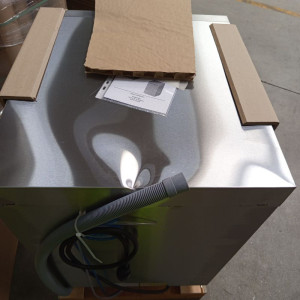 Επαγγελματικό Πλυντήριο Πιάτων με Δοσομετρητή Υγρού Ξεπλύματος και Απορρυπαντικού - 50 x 50 εκ.