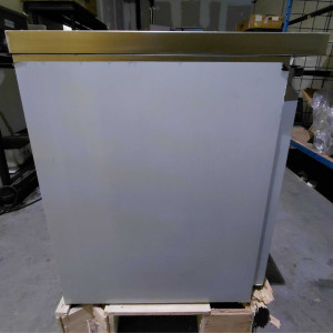 Θετική Ψυγμένη Τραπέζι Βάθος 600 - 3 Πόρτες - Dynasteel