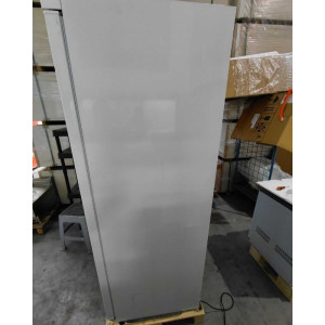 Αεριζόμενη Ψυγείο Ντουλάπα 600 L - Εσωτερικό ABS - Dynasteel