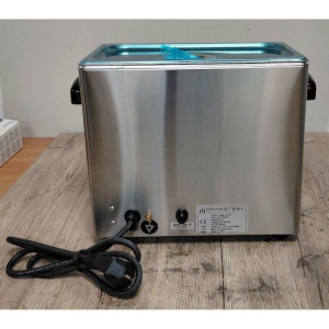 Dynasteel Egg Cooker - 8 eggs: professional cooking