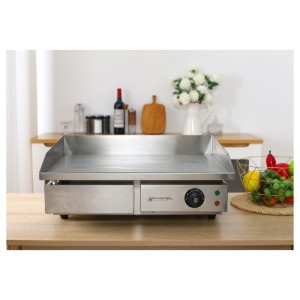 Professional Dynasteel Electric Plancha - Smooth 55 cm: Stainless steel plate, even and fast cooking